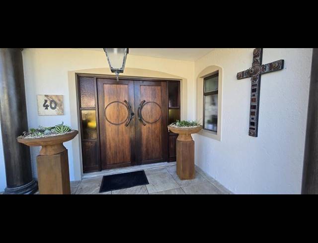 5 BEDROOM HOUSE FOR SALE IN GROOT BRAKRIVIER CENTRAL